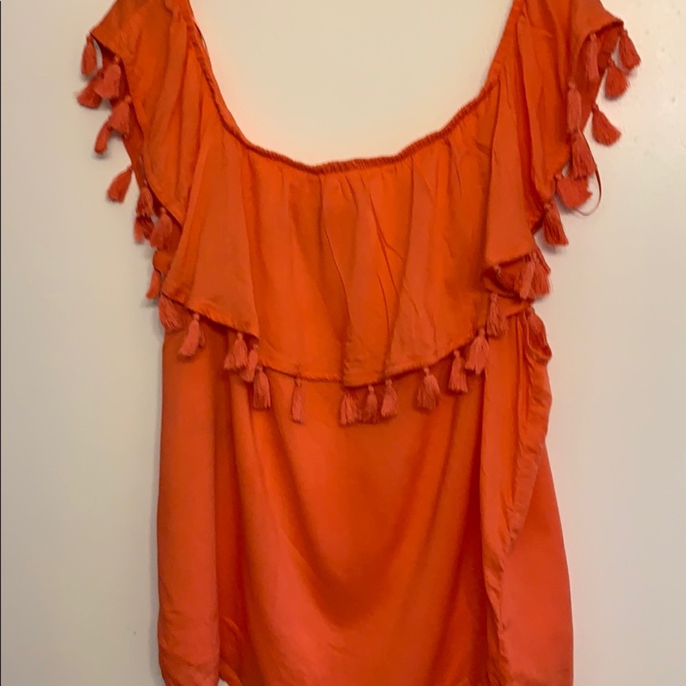 Sleeveless blouse